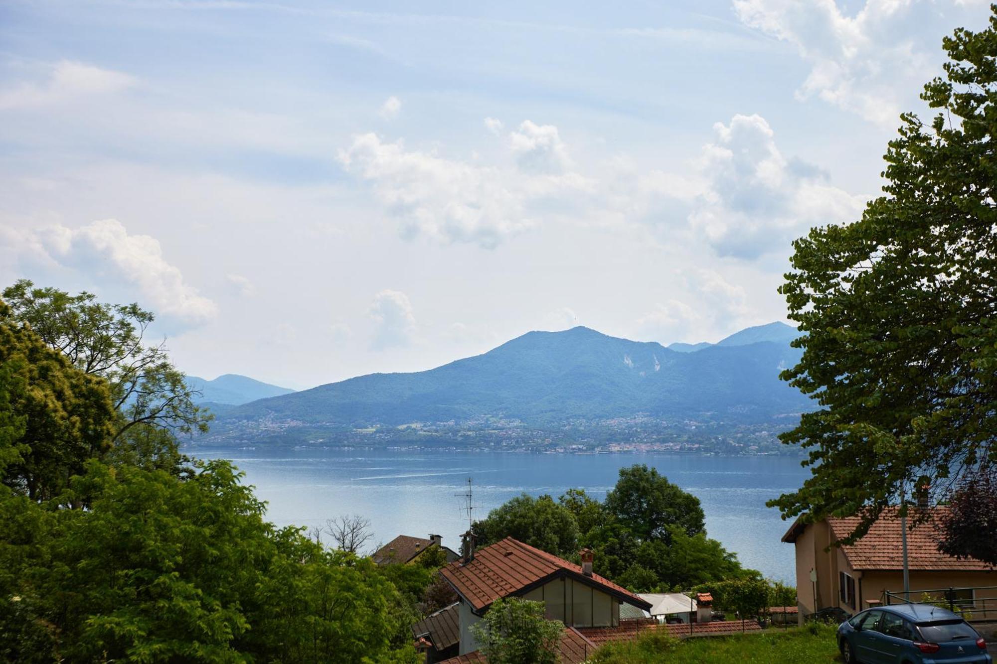Villa Di Paese - Splendida Vista Lago Maggiore Oggebio المظهر الخارجي الصورة