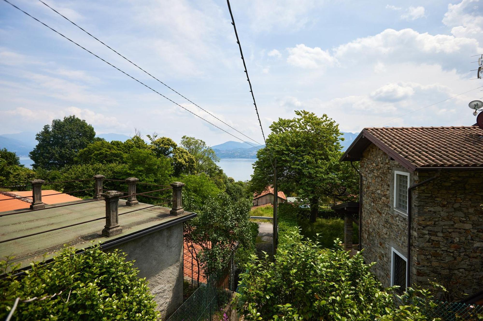Villa Di Paese - Splendida Vista Lago Maggiore Oggebio المظهر الخارجي الصورة