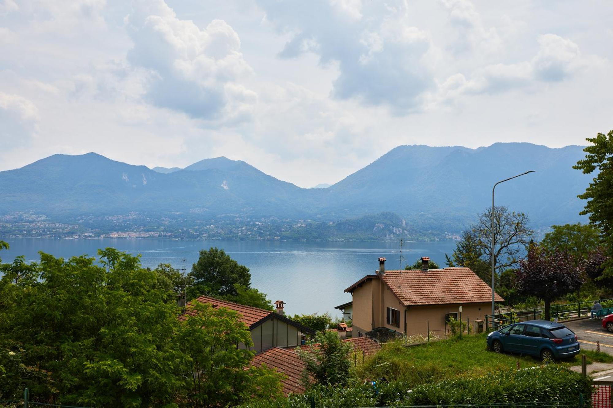 Villa Di Paese - Splendida Vista Lago Maggiore Oggebio المظهر الخارجي الصورة